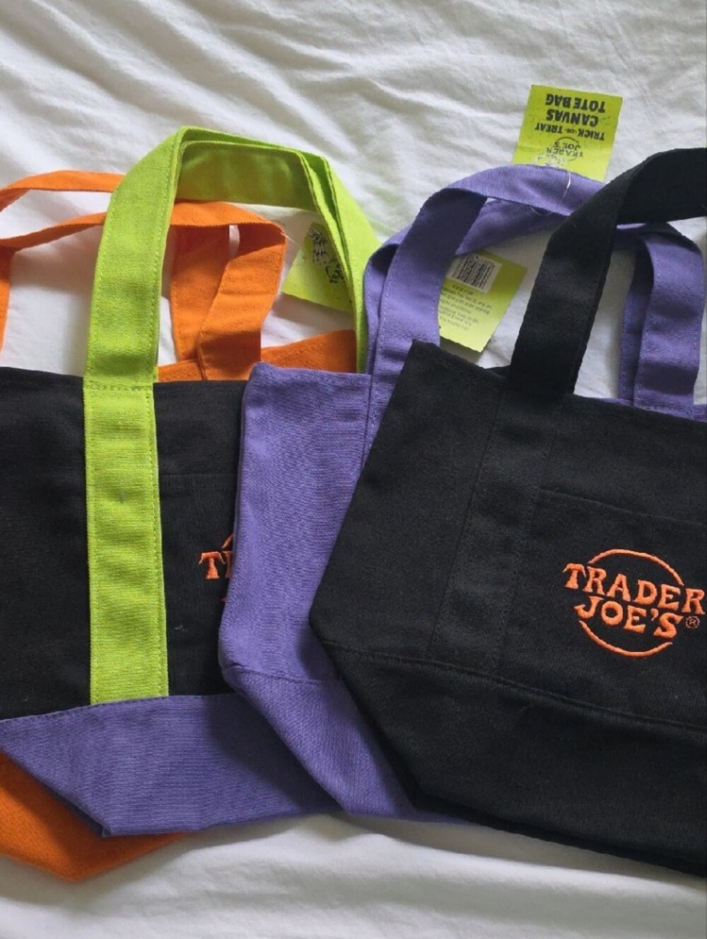 Trader Joe's Trick Or Treat Canvas Totebags X4